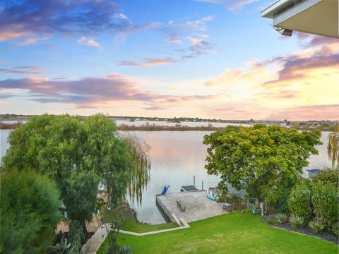 Muse On The Murray - Adwords Guide 18