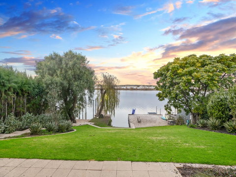 Muse On The Murray - Adwords Guide 12
