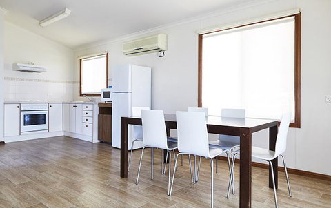 NRMA Victor Harbor Beachfront Holiday Park - Adwords Guide 33