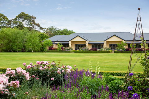 The Barn Accommodation - Adwords Guide 0