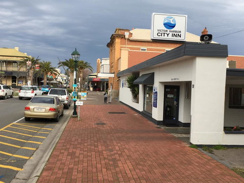Victor Harbor City Inn - Adwords Guide 4