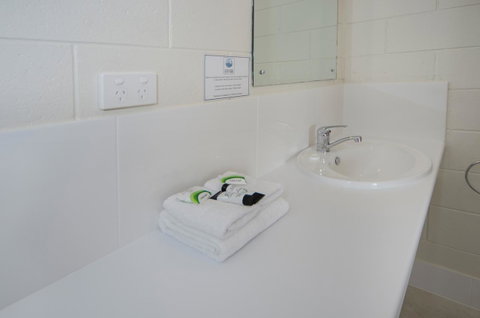 Victor Harbor City Inn - Adwords Guide 30