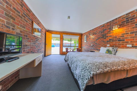 Country Roads Motor Inn Naracoorte - Adwords Guide 4