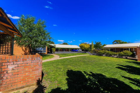Country Roads Motor Inn Naracoorte - Adwords Guide 42