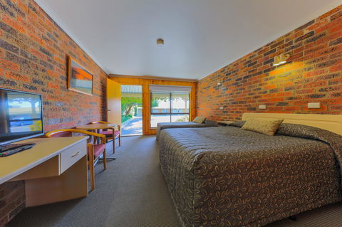 Country Roads Motor Inn Naracoorte - Adwords Guide 10