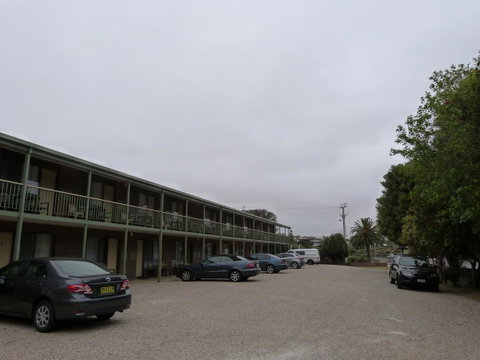 Wintersun Motel - Adwords Guide 11
