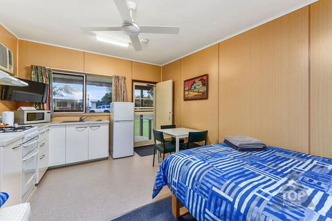 Millicent Hillview Caravan Park - Adwords Guide 13