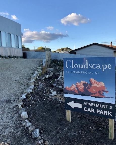 Cloudscape Apartment No 2 - Adwords Guide 9