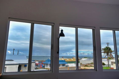 Cloudscape Apartment No 2 - Adwords Guide 3