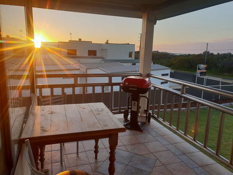 Rocks Retreat House With Sea Views - Adwords Guide 13