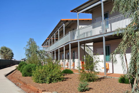 Capricorn Village - Adwords Guide 17