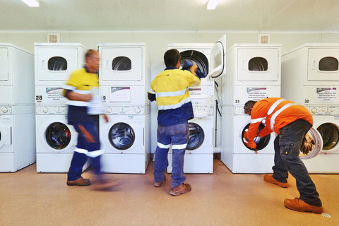 Capricorn Village - Adwords Guide 4