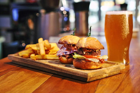 Capricorn Village - Adwords Guide 18