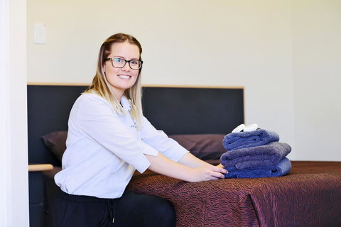 Capricorn Village - Adwords Guide 25