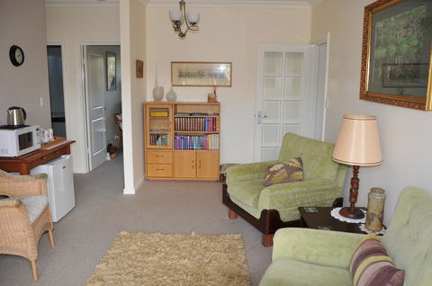 Glenelg On King Bed & Breakfast - Adwords Guide 20