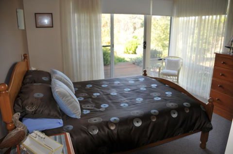 Glenelg On King Bed & Breakfast - Adwords Guide 23