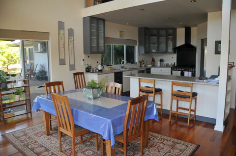 Glenelg On King Bed & Breakfast - Adwords Guide 22