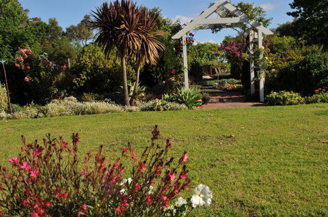 Glenelg On King Bed & Breakfast - Adwords Guide 16