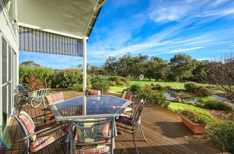 Glenelg On King Bed & Breakfast - Adwords Guide 6