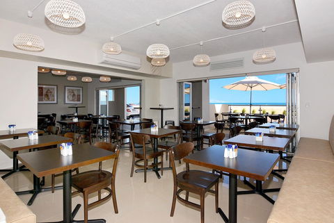 Bunbury Seaview Apartments - Adwords Guide 31