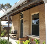 Hotham Ridge Winery and Cottages - Adwords Guide