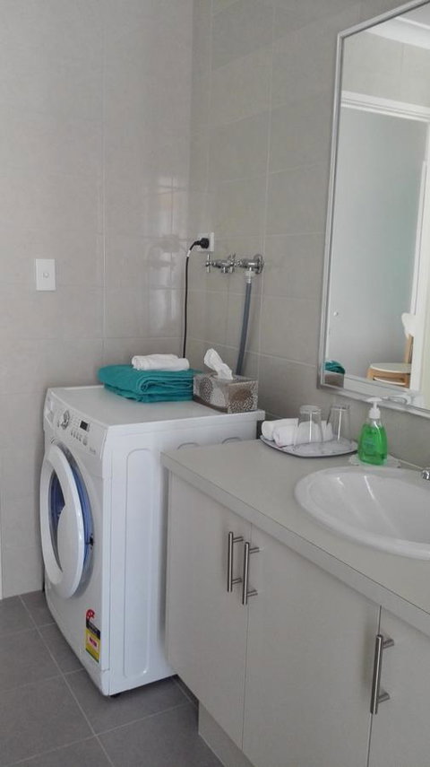 Alkimos Beach Cottage - Adwords Guide 11