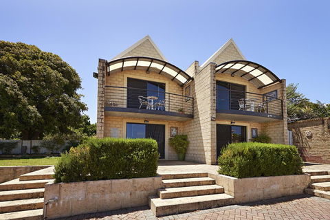 Albany Harbourside Apartments And Houses - Adwords Guide 0