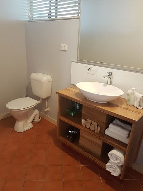 Adamsons Riverside Accommodation - Adwords Guide 15