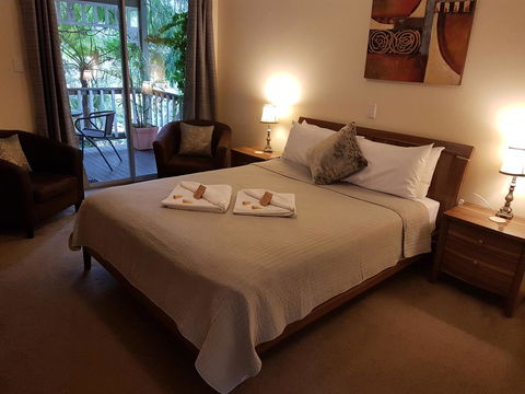 Adamsons Riverside Accommodation - Adwords Guide 33