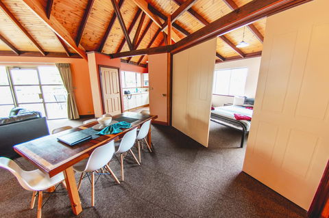 Yot Spot Apartments - Adwords Guide 24