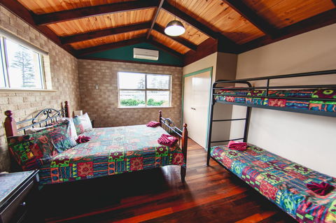 Yot Spot Apartments - Adwords Guide 31