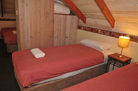 Waterfall Cottages - Adwords Guide 16