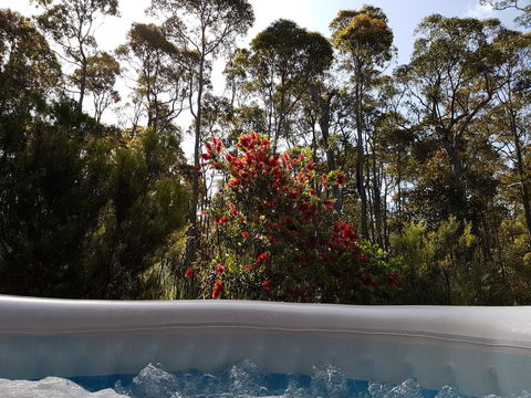 Jarrah Grove Forest Retreat - Adwords Guide 13