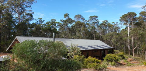 Jarrah Grove Forest Retreat - Adwords Guide 18