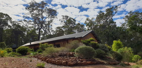 Jarrah Grove Forest Retreat - Adwords Guide 17