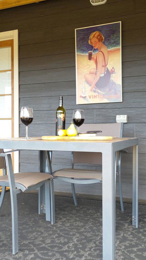 Windfall Estate Vineyard Cottage - Adwords Guide 10