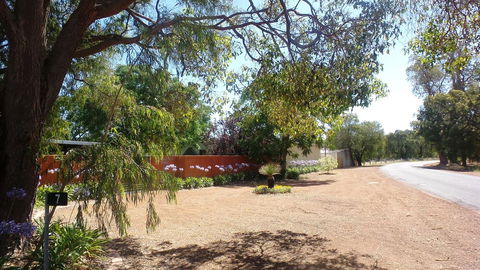 Windfall Estate Vineyard Cottage - Adwords Guide 12