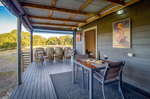 Windfall Estate Vineyard Cottage - Adwords Guide 2