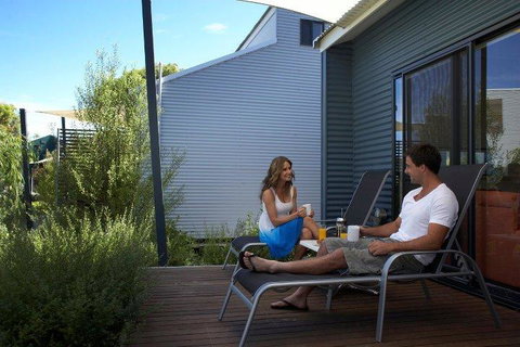 Footprints Preston Beach - Adwords Guide 15