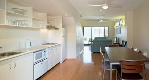 Footprints Preston Beach - Adwords Guide 22