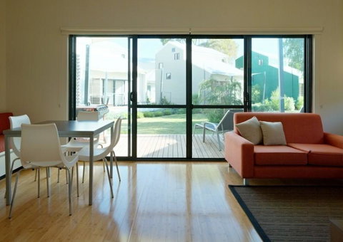 Footprints Preston Beach - Adwords Guide 19