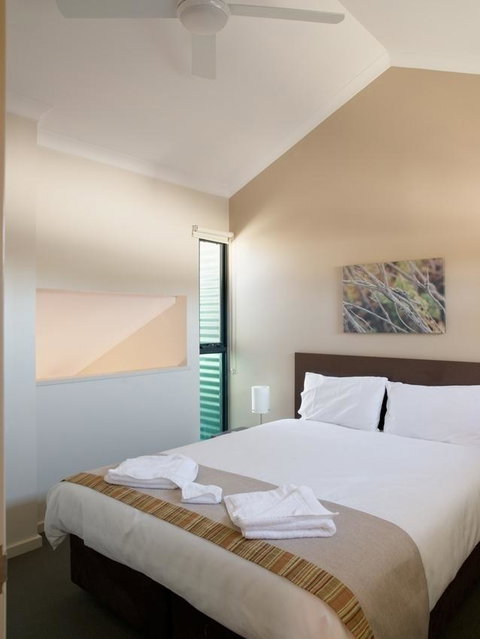 Footprints Preston Beach - Adwords Guide 20