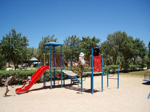 Ningaloo Coral Bay â€“ Bayview - Adwords Guide 1