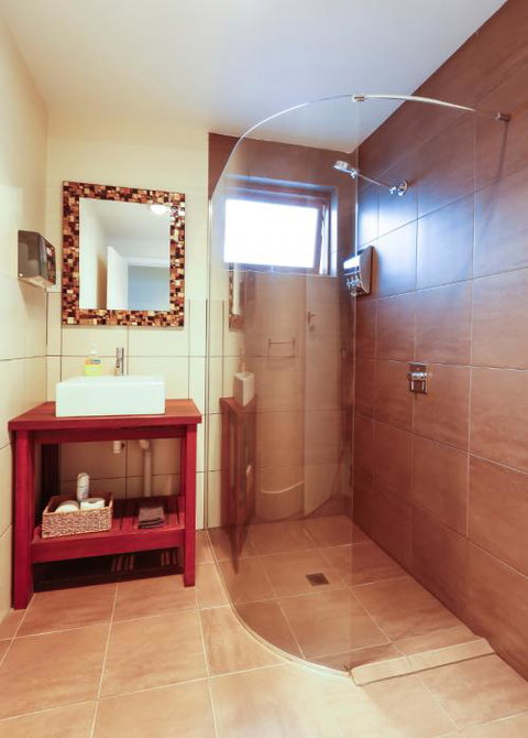 Waikiki Beach Bed And Breakfast - Adwords Guide 5