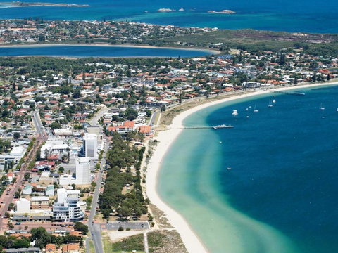 Waikiki Beach Bed And Breakfast - Adwords Guide 17