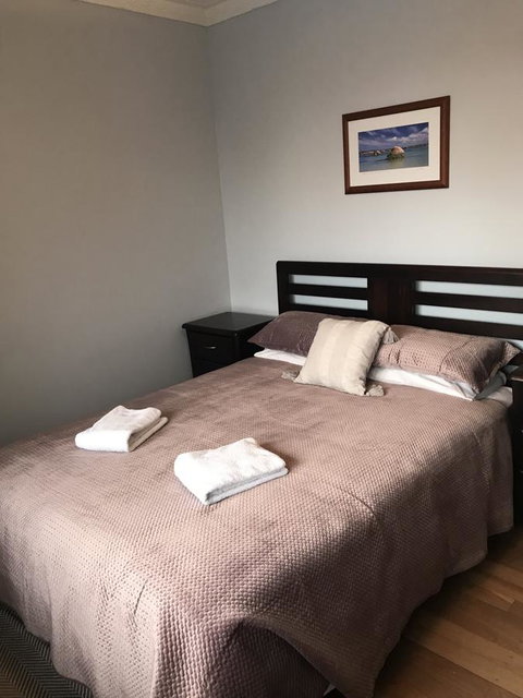 Waikiki Beach Bed And Breakfast - Adwords Guide 3