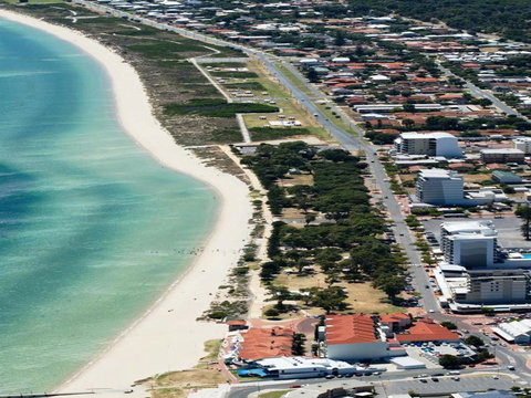 Waikiki Beach Bed And Breakfast - Adwords Guide 16