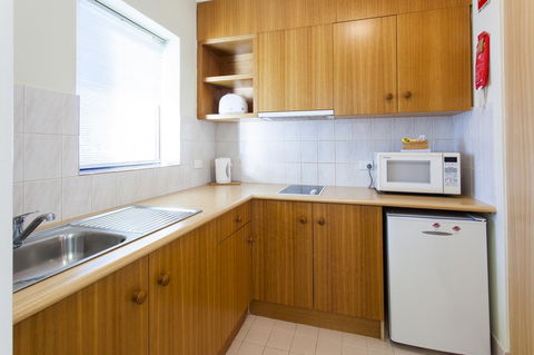 Kings Park Motel - Adwords Guide 13