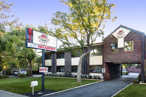 Kings Park Motel - Adwords Guide 2