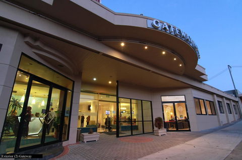 Quality Hotel Gateway Inn Devonport - Adwords Guide 11